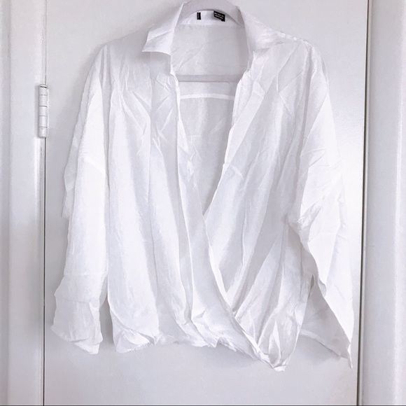 π WHITE LOOSE LONG SLEEVE SHIRT! - Picture 5 of 8